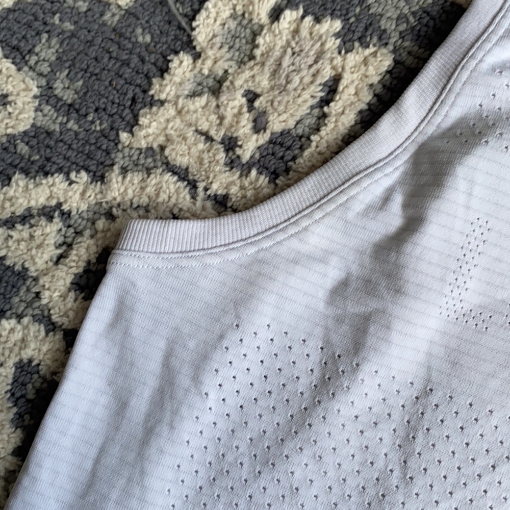 Lululemon swiftly breathe crop tank in white - Picture 7 of 15